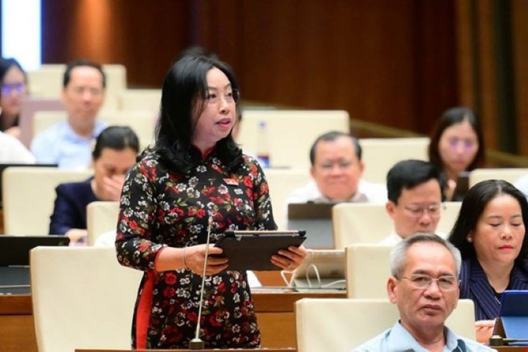 Phó Chủ tịch Thường trực Tổng Liên đoàn Thái Thu Xương phát biểu tại kỳ họp thứ 9, Quốc hội XV. 4-xuong.jpg