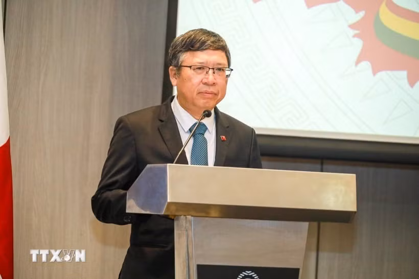 Đại sứ Việt Nam tại Mexico, kiêm nhiệm Panama Nguyễn Văn Hải ( Ảnh: TTXVN)