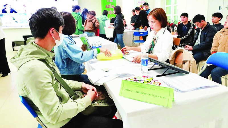 Tư vấn giới thiệu việc làm cho người lao động tại Bắc Ninh.