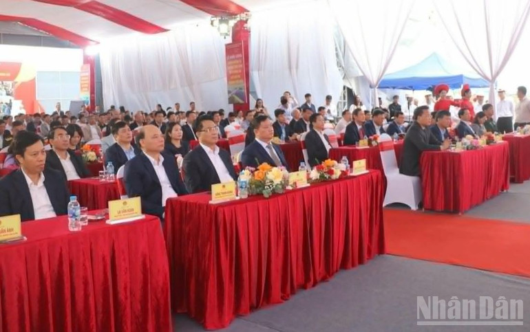 Các đại biểu tham dự sự kiện. ndo_br_2-9318.jpg