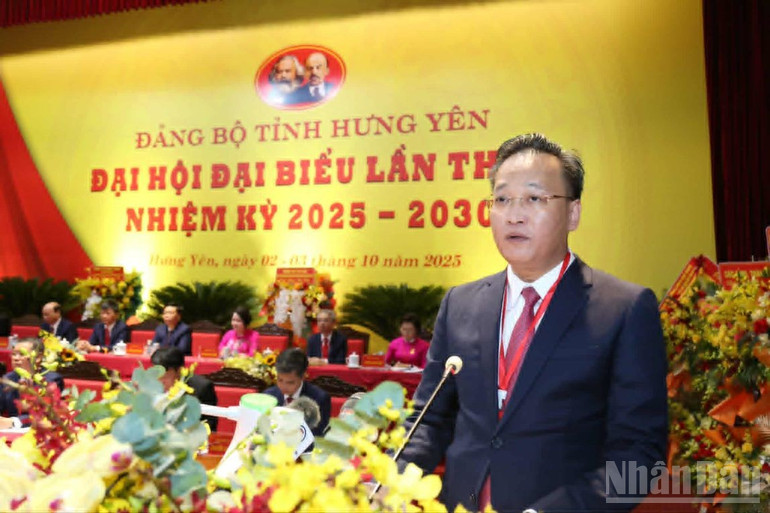 Đồng chí Nguyễn Hữu Nghĩa, Ủy viên Trung ương Đảng, Bí thư Tỉnh ủy Hưng Yên phát biểu khai mạc Đại hội. ndo_br_4.jpg