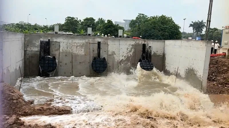 Hà Nội đẩy nhanh hoàn thiện trạm bơm chống ngập trước mùa mưa 2026