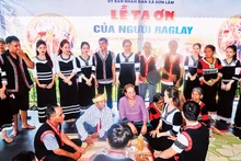 Quang cảnh lễ tạ ơn của người Ra Glai.