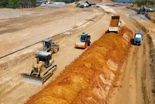 Dự án hạ tầng kỹ thuật tiểu khu đô thị số 15, thành phố Lào Cai đang được triển khai thi công. 