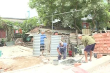 Việc xóa nhà tạm, nhà dột nát ở thành phố Thái Bình lan tỏa sâu rộng trong mọi tầng lớp nhân dân.