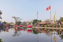 Lễ hội chùa Keo mùa thu là Lễ hội chính trong năm. 