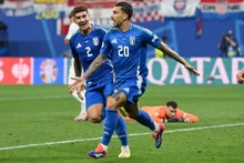 Italia gỡ hòa 1-1 ở phút 90+8. (Ảnh: Reuters)