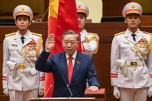 Đồng chí Tô Lâm tuyên thệ nhậm chức Chủ tịch nước Cộng hòa xã hội chủ nghĩa Việt Nam nhiệm kỳ 2021-2026.