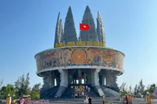 Điểm du lịch văn hoá Sa Vỹ luôn thu hút du khách đến tham quan trong những ngày Tết Quý Mão 2023.