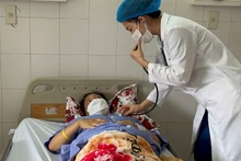 Sản phụ T. U. B hiện tỉnh táo dấu hiệu sinh tồn ổn định. 