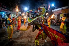 [Ảnh] Độc đáo múa lân chơi Trung thu nơi ngoại thành Hà Nội 