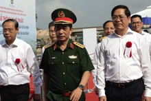 Đại tướng Phan Văn Giang, Bộ trưởng Quốc phòng tham dự Lễ thông xe Dự án thành phần 3 cao tốc Biên Hòa-Vũng Tàu.