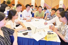 Các học viên lớp bồi dưỡng nâng cao chất lượng phục vụ du lịch luôn được các khách sạn, nhà hàng hưởng ứng và nhiệt tình tham gia. (Ảnh Sở Du lịch Ninh Bình)