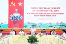 Bí thư Thành ủy Hà Nội Đinh Tiến Dũng phát biểu kết luận buổi làm việc.