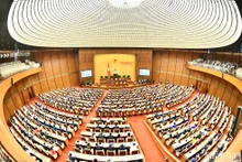 Quang cảnh phiên khai mạc Kỳ họp thứ năm, Quốc hội khoá XV tại Hội trường Diên Hồng, Nhà Quốc hội.