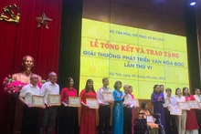 Các cá nhân được trao giải Phát triển Văn hóa đọc lần thứ VI.