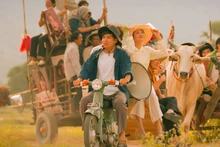 Cảnh trong phim "Sáng đèn".