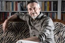 Nhà văn Italia Guido Sgardoli. (Ảnh: Chibooks)
