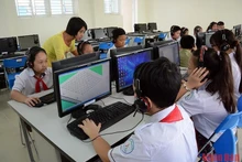 Một tiết học Tin học. (Ảnh minh hoạ: DUY LINH)