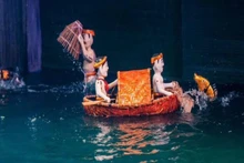 Chương trình mang đến những tiết mục múa rối nước đặc sắc gắn liền với thương hiệu của Nhà hát Múa rối Thăng Long. (Ảnh: NHÀ HÁT MÚA RỐI THĂNG LONG)