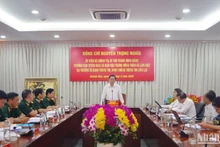 Đồng chí Nguyễn Trọng Nghĩa, Ủy viên Bộ Chính trị, Bí thư Trung ương Đảng, Trưởng Ban Tuyên giáo và Dân vận Trung ương chủ trì buổi làm việc. (Ảnh: XUÂN ĐỊNH)