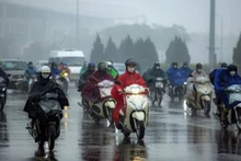 Khu vực Hà Nội sáng và đêm có mưa, mưa nhỏ, trời rét. (Ảnh minh họa)