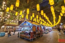 Hà Nội cần có thêm những không gian công cộng tương tự như không gian bích họa trên phố Phùng Hưng.