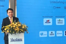 Thứ trưởng Kế hoạch và Đầu tư Trần Quốc Phương phát biểu tại diễn đàn.