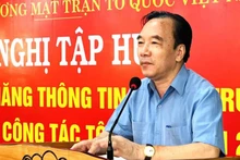 Phó Chủ tịch Ủy ban Trung ương Mặt trận Tổ quốc Việt Nam Ngô Sách Thực phát biểu khai mạc hội nghị tập huấn.