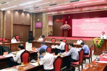 Quang cảnh buổi làm việc.