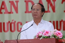 Phó Thủ tướng Lê Văn Thành phát biểu tại ngày hội Đại đoàn kết. 