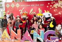 Du khách Thái Lan "xông đất" thành phố Đà Nẵng, Việt Nam dịp Tết Nguyên đán 2023. (Ảnh: Anh Đào)