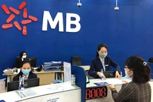 Vừa qua, lãnh đạo ngân hàng MB cũng đã thông tin về việc MB sẽ nhận chuyển giao bắt buộc một tổ chức tín dụng yếu kém.