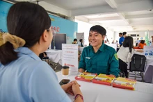 Hoạt động tư vấn tuyển dụng tại Phiên giao dịch việc làm.