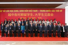 Tổng Bí thư Tô Lâm chụp ảnh chung với các đại biểu. (Ảnh: Duy Linh)