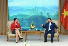 Thủ tướng Phạm Minh Chính tiếp Kinh tế trưởng Bộ Ngoại giao Hoa Kỳ Emily Blanchard.