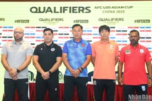 Huấn luyện viên của 5 đội tham dự bảng A Vòng loại U20 châu Á 2025, diễn ra tại TP Hải Phòng. (Ảnh: SƠN TÙNG)