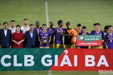 Câu lạc bộ Hà Nội giành hạng Ba V-League 2023/2024. (Ảnh: TRẦN HẢI)