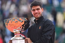 Carlos Alcaraz đăng quang tại Monte Carlo Masters 2025. (Ảnh: ATP)