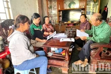 Những người dân ở xã Tân Thành, huyện Krông Nô là nạn nhân vụ "vỡ nợ" của Đại lý thu mua nông sản Mai Cầu làm đơn tố cáo gửi các cấp, các ngành đề nghị điều tra, làm rõ vụ việc.