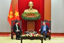 Tổng Bí thư, Chủ tịch nước Tô Lâm tiếp ngài Chang Ho-jin, Ðặc phái viên, Cố vấn đặc biệt về Ngoại giao và An ninh của Tổng thống Hàn Quốc Yoon Suk Yeol. (Ảnh ÐĂNG KHOA)