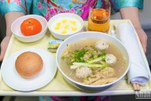 Bữa ăn mang đậm phong vị Tết cổ truyền trên các chuyến bay của Vietnam Airlines.
