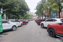 Một thí dụ điển hình của kinh tế số là việc Hà Nội thí điểm ứng dụng công nghệ thông minh trong quản lý, điều hành các bãi đỗ xe.