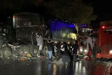 Hiện trường vụ tai nạn đặc biệt nghiêm trọng tại Sơn La.