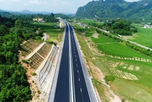 Một đoạn tuyến cao tốc Bắc Giang-Lạng Sơn.