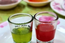 Hạn chế ngộ độc rượu, ngành chức năng Cà Mau khuyến cáo nhân dân không nên sử dụng rượu, bia không rõ nguồn gốc, xuất xứ.