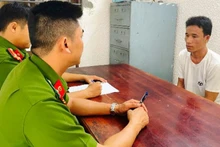 Đối tượng Võ Hoàng Quốc Việt khai nhận đã 2 lần trộm cắp tại nhà dân lúc đêm khuya.