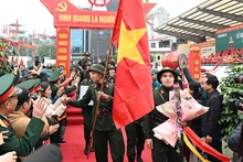 Các tân binh quận Đống Đa (Hà Nội) trong ngày nhập ngũ. (Ảnh THẾ ĐẠI)