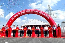 Thành phố Hồ Chí Minh thông xe cầu Bưng