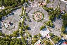 Toàn cảnh nghĩa trang quốc gia Đường 9